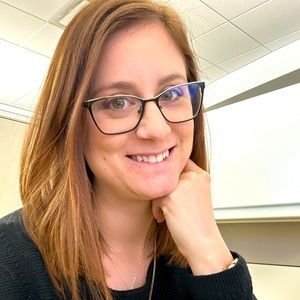 Meet your Posher, Lea